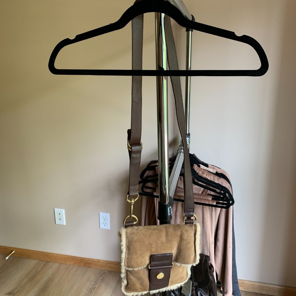 Donated - Vintage UGG Australia Crossbody Bag - Picture 2 of 6